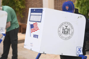 Photo by: GWR/STAR MAX/IPx 2022 11/5/22 New Yorkers in Kew Gardens, Queens come out to vote early before Tuesday's final Election Day when the state governor's election will be decided.