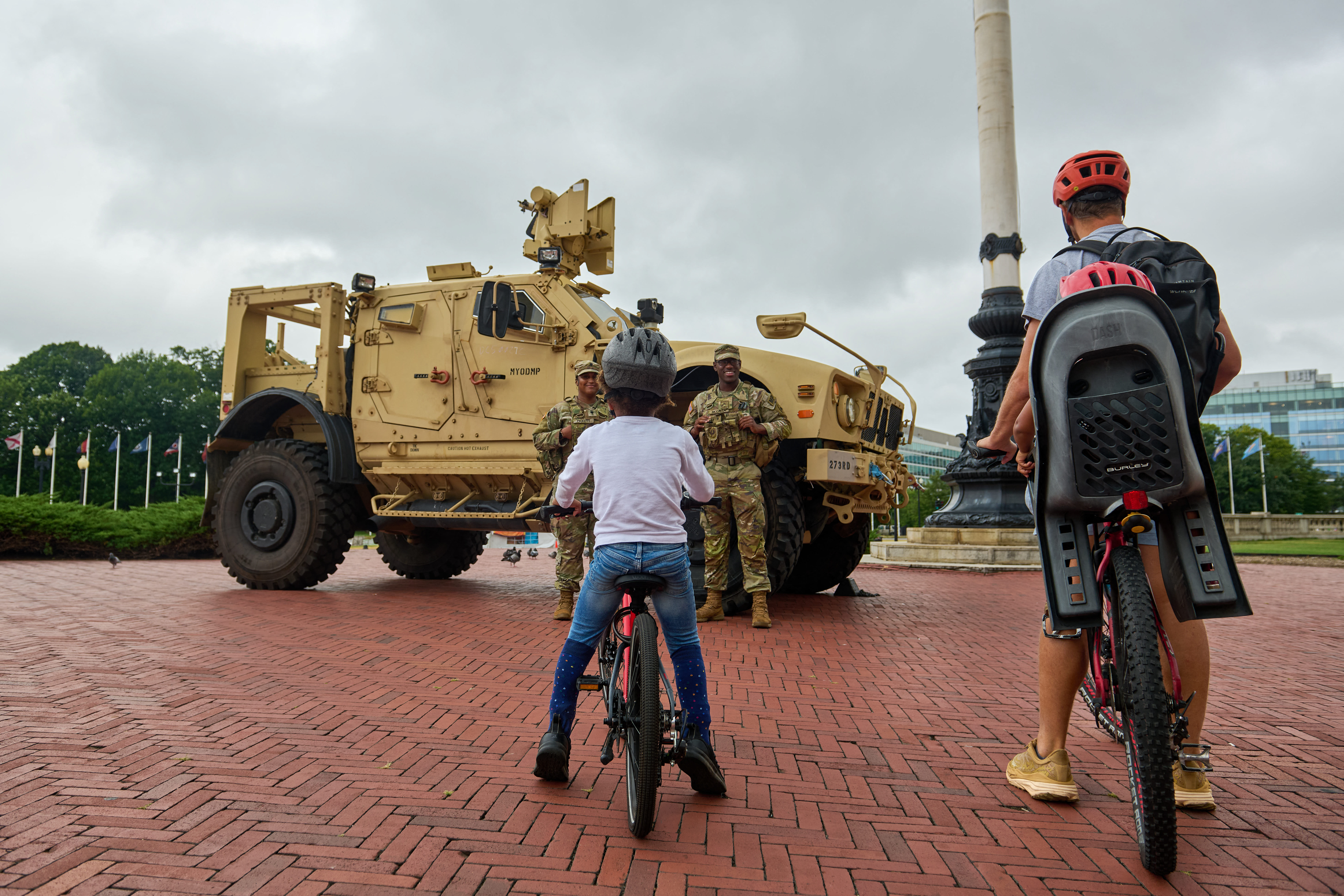 Members of the National Guard stand in Columbus Circle at Union Station in Washington D.C., Aug. 18, 2025. (Photo by DOMINIC GWINN/Middle East Images/AFP via Getty Images)