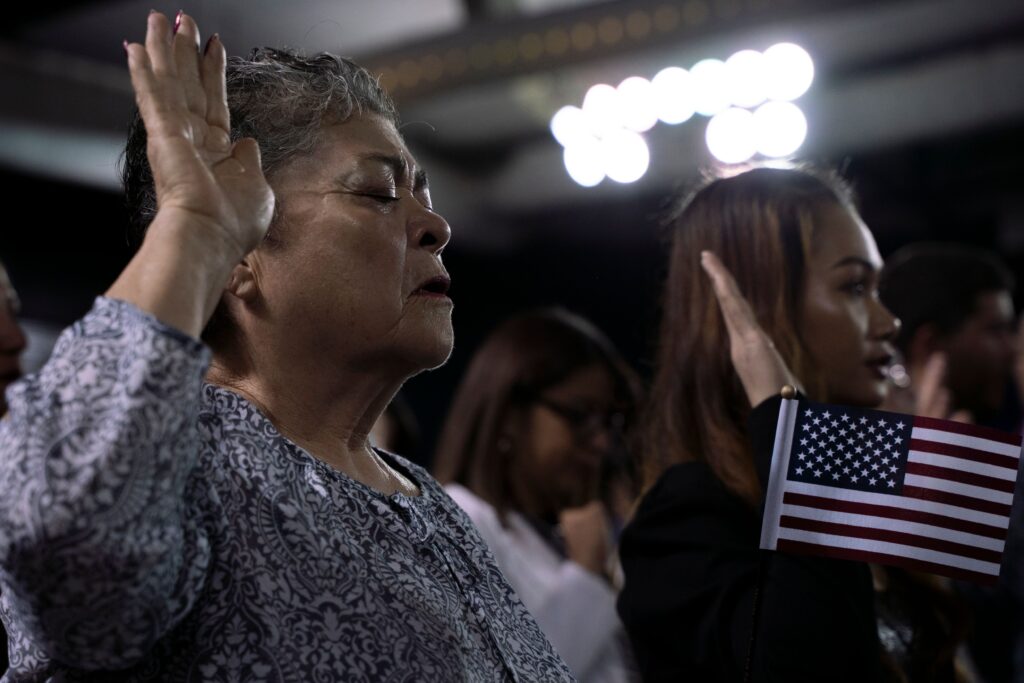 A person taking the oath to be a U.S. citizen during a naturalization ceremony in El Paso, Texas, in April 2019. (Photo: Paul Ratje/AFP via Getty Images)