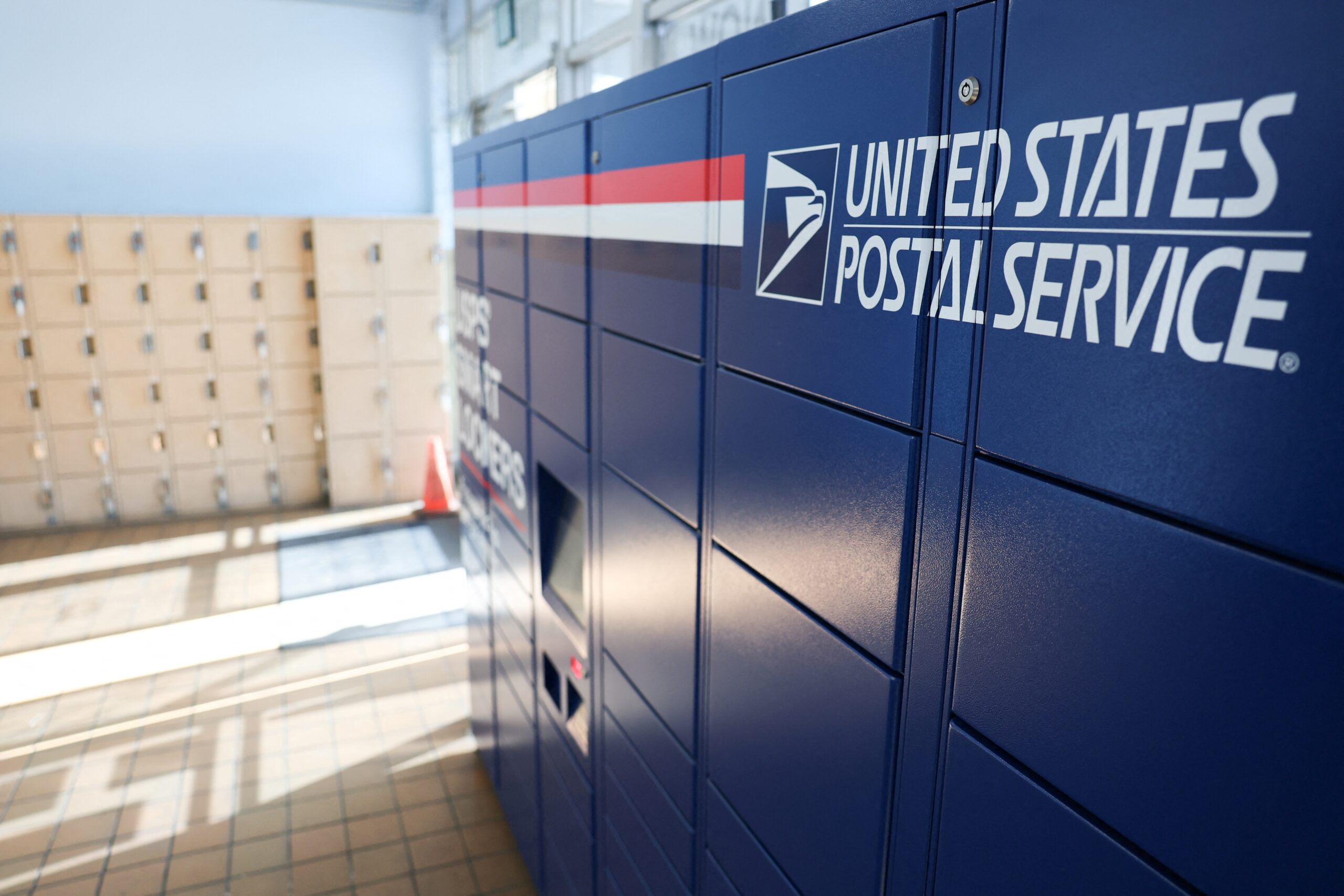 Wisconsin warns USPS over ‘unusually long’ mail voting delays 
