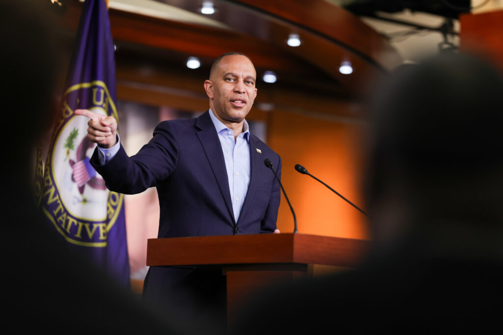 We remain undeterred': Hakeem Jeffries says gerrymandering won't save House  Republicans - Democracy Docket