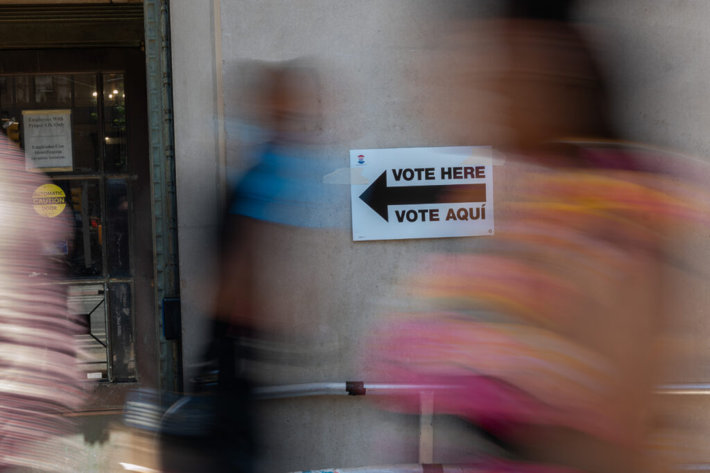 A sign directing people to a voting site in New York City in June 2024. (Photo: Spencer Platt/Getty Images)